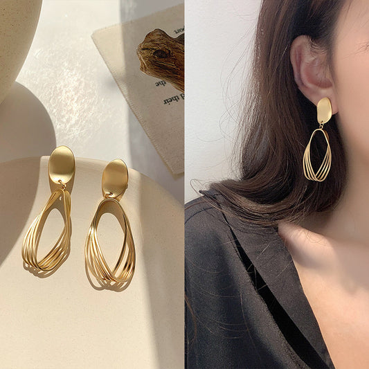 Gempoetry |Hopkins "French Classic Retro Hong Kong Style Retro Advanced Design Style Temperament Matte Gold Earrings Earclip