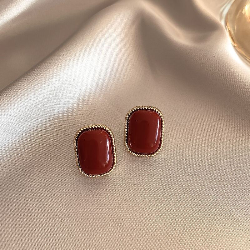 Gempoetry | Retro Ankra Red Dropped Glazed Earrings for Women in Autumn and Winter, with a Light Luxury Charm and a High Grade Feeling. Earrings with a Unique Design for the New Year