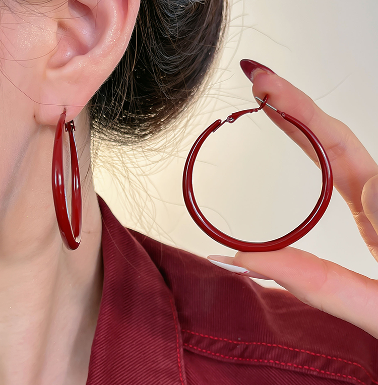 Gempoetry | Vintage plain circle Ankela red earrings with a light luxury and high-end feel, large earrings for women, new popular and exaggerated ear accessories