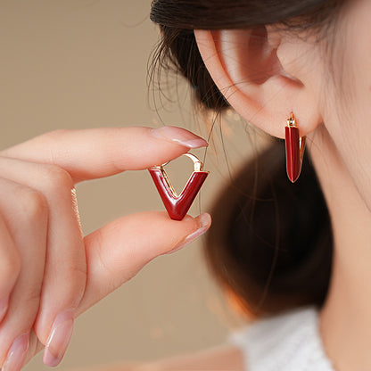 Gempoetry | Ankela red drop glazed V-shaped letter earrings, retro Hong Kong style ear clasps, European and American light luxury temperament, high-end feeling earrings