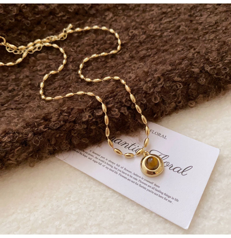 Gempoetry |French retro light luxury tiger eye stone necklace, women's niche copper pendant, collarbone chain, temperament, high-end accessories, and accessories