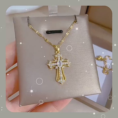 Gempoetry | Fashionable and versatile, exquisite and gorgeous pendant with a cross inlaid with cubic zirconia